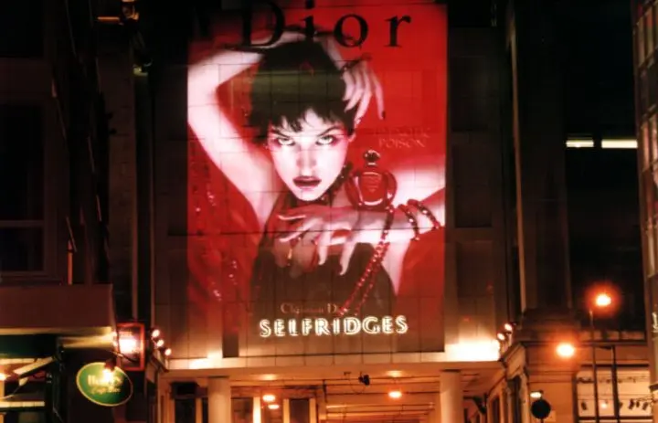 Dior-Slide